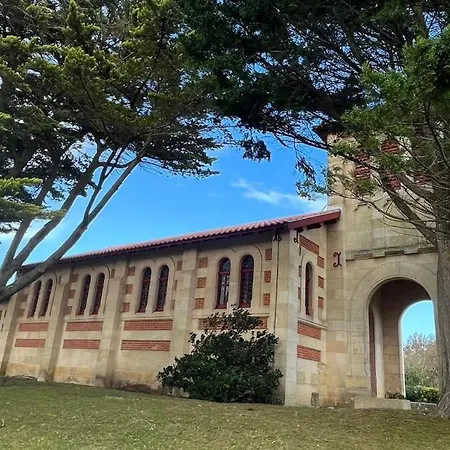 Dom wakacyjny House 10min Walk Soulac-sur-Mer